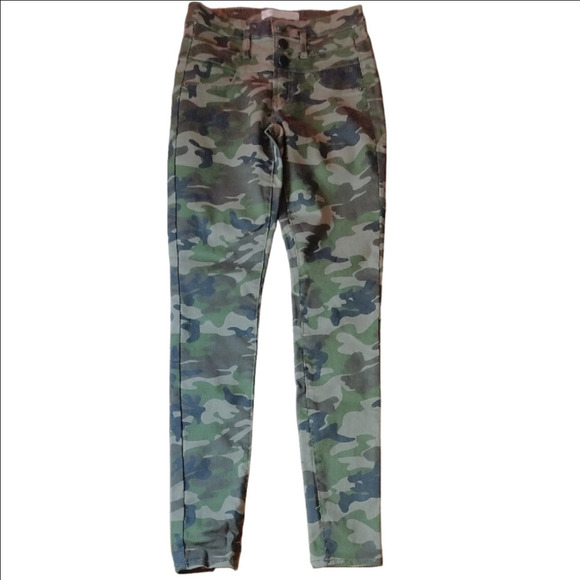 No Boundaries Denim - No Boundaries Green Skinny Jeans with Camouflage Design